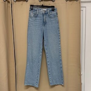 Zara Wide-Leg Light Wash Jeans Size 2